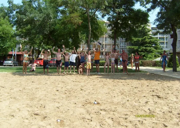 Iskar & Aquapark 3*