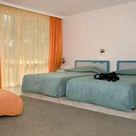 Iskar & Aquapark Hotel Sunny Beach
