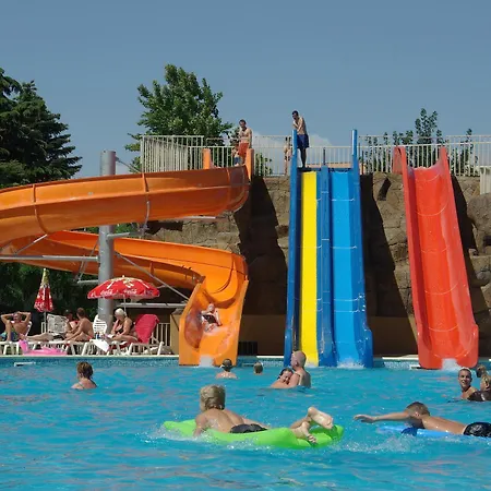 Iskar & Aquapark Hotel Sunny Beach