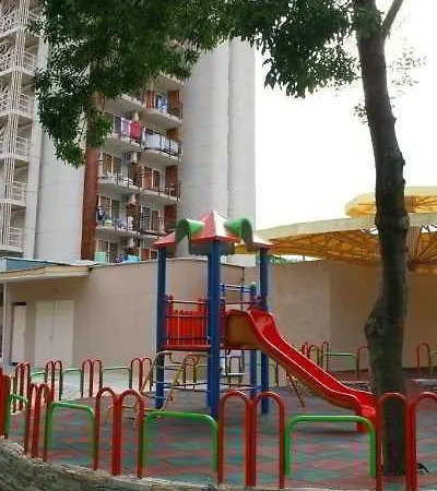 Хотел Iskar & Aquapark