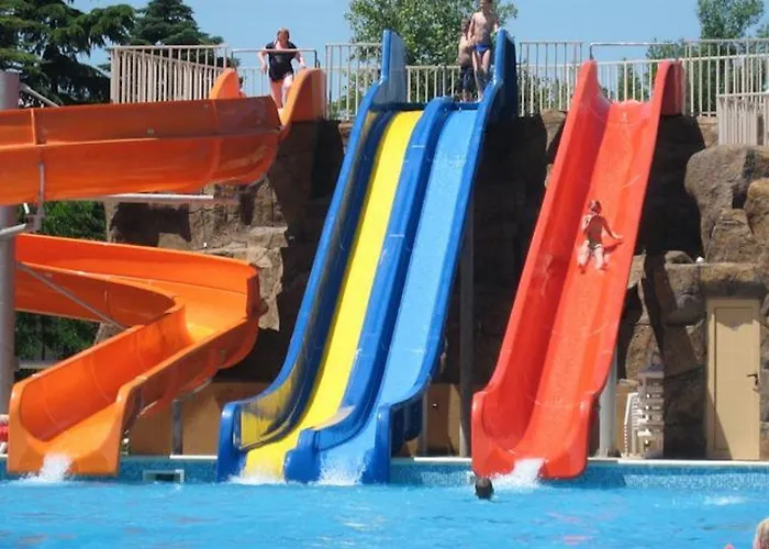 فندق Iskar & Aquapark ساني بيتش
