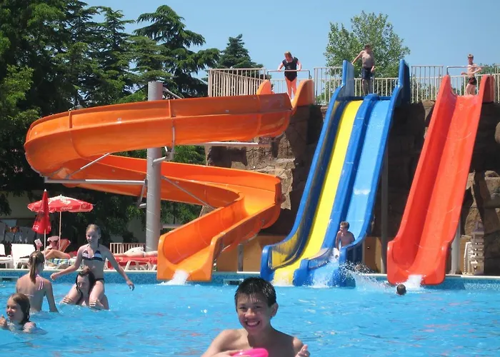 فندق Iskar & Aquapark