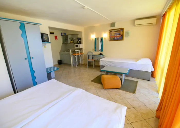 Iskar & Aquapark Hotel Slantchev Briag