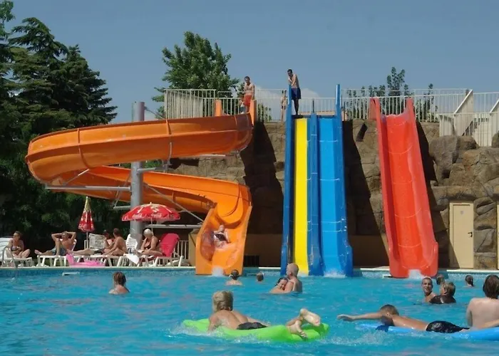 فندق Iskar & Aquapark ساني بيتش
