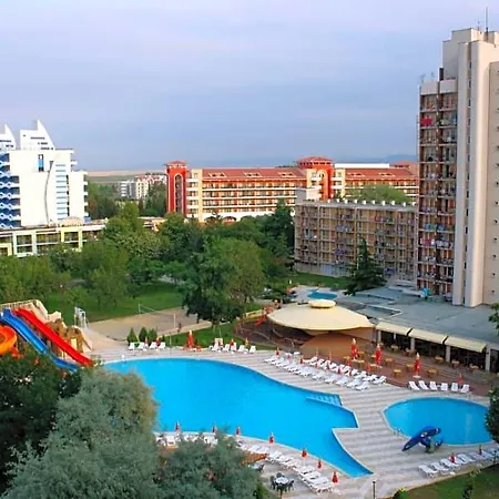Iskar & Aquapark 3*