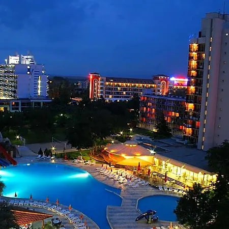 Iskar & Aquapark Hotel