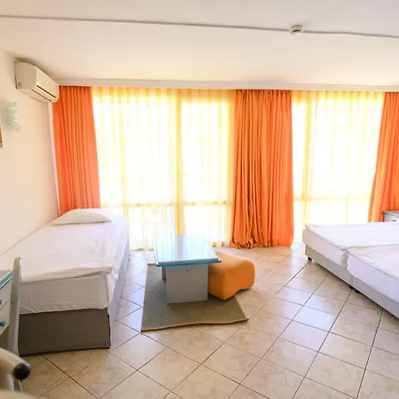 Iskar & Aquapark Отель