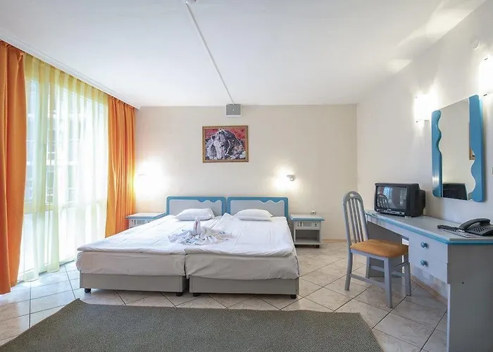 Iskar & Aquapark Szálloda 3*